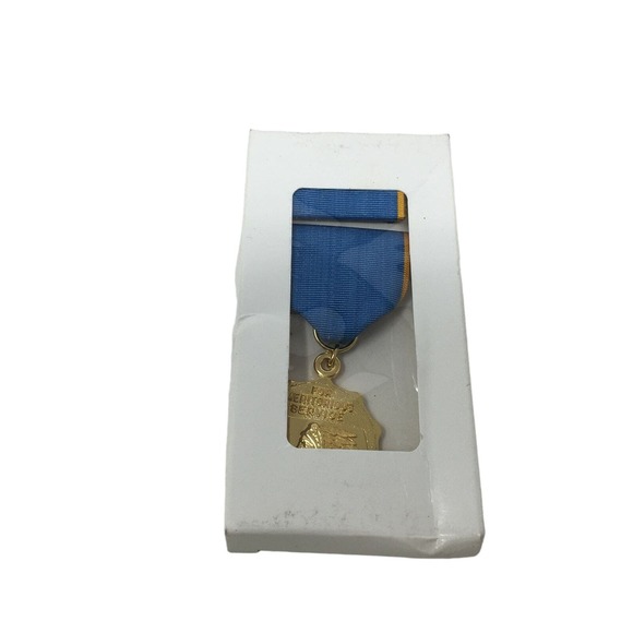 Graco Ind. Oklahoma National Guard For Meritorious Service Medal & Ribbon -Blue - Picture 1 of 6